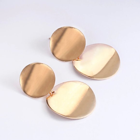 Minimalist “Aveline” Elegant Gold/Silver Earrings - Picture 4 of 7